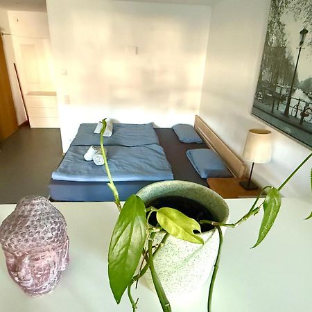 Helle Souterrain Wohnung In Laufnaehe Zum Woerthsee Worthsee Eksteriør billede